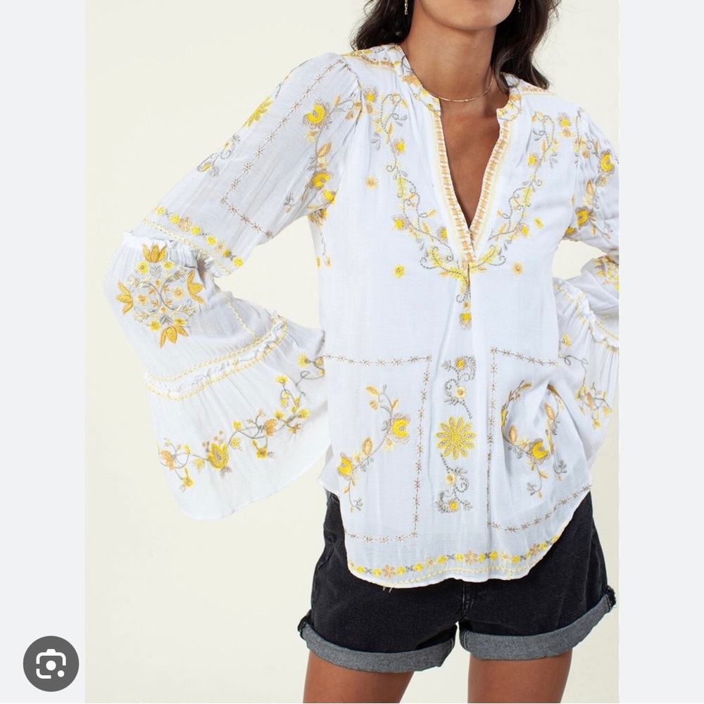 NWT Hale Bob Aylin Embroidered Flowered Top